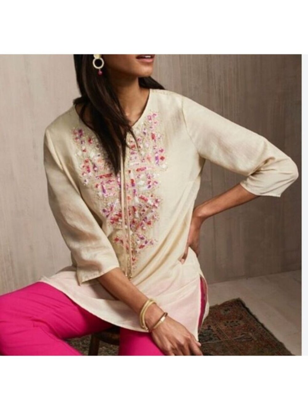 CHICOS‎ Silk Blend Embellished  Tunic Size 3 (XL)